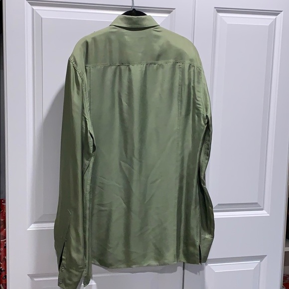 Authentic men’s Gucci military green silk shirt - Picture 5 of 6